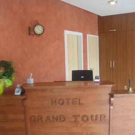 Hotel Grand Tour Весселинг Экстерьер фото